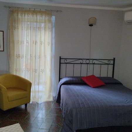 Casa Lucia Apartment Castelbuono  Luaran gambar