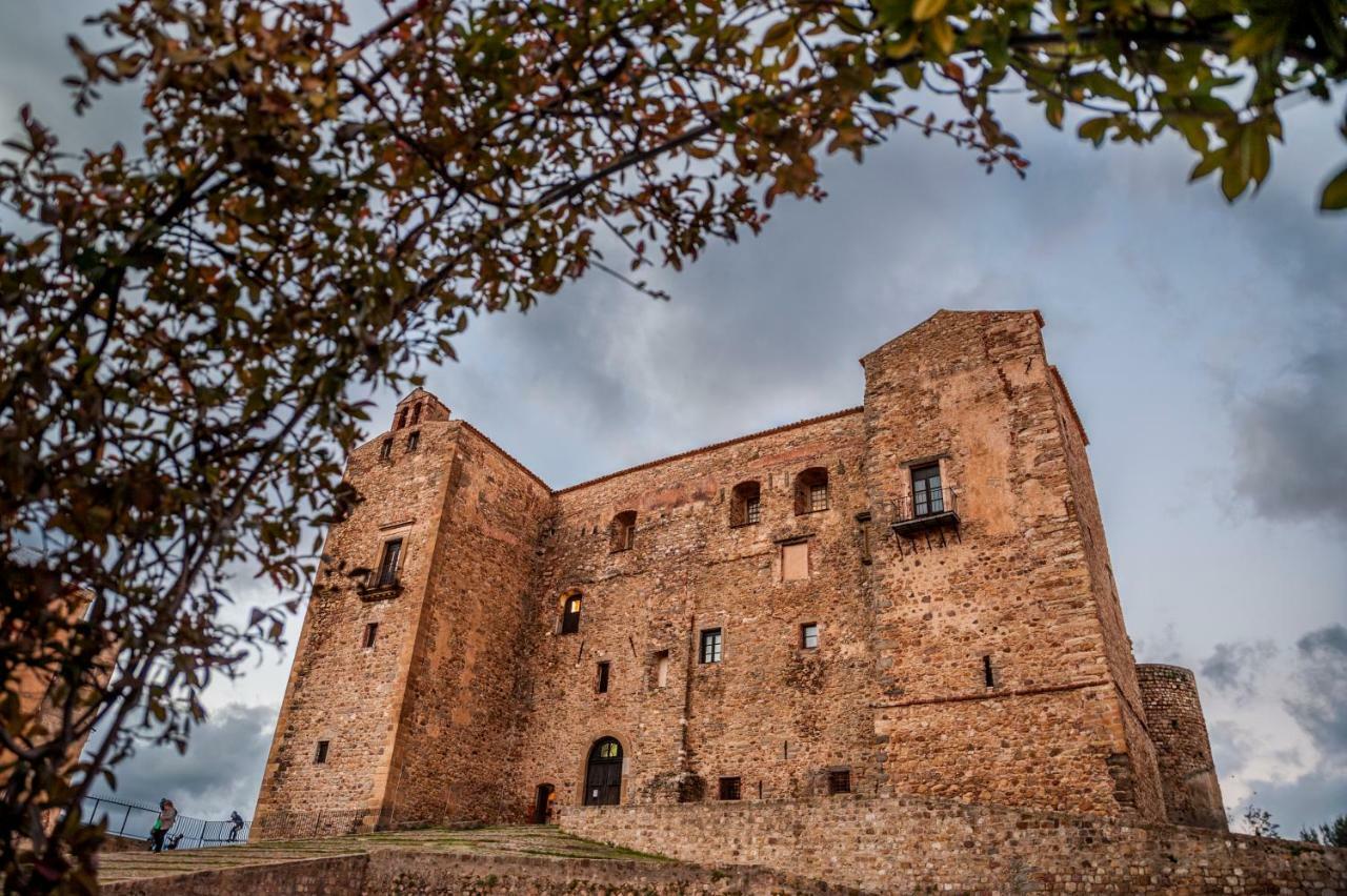 Casa Lucia Apartment Castelbuono  Luaran gambar