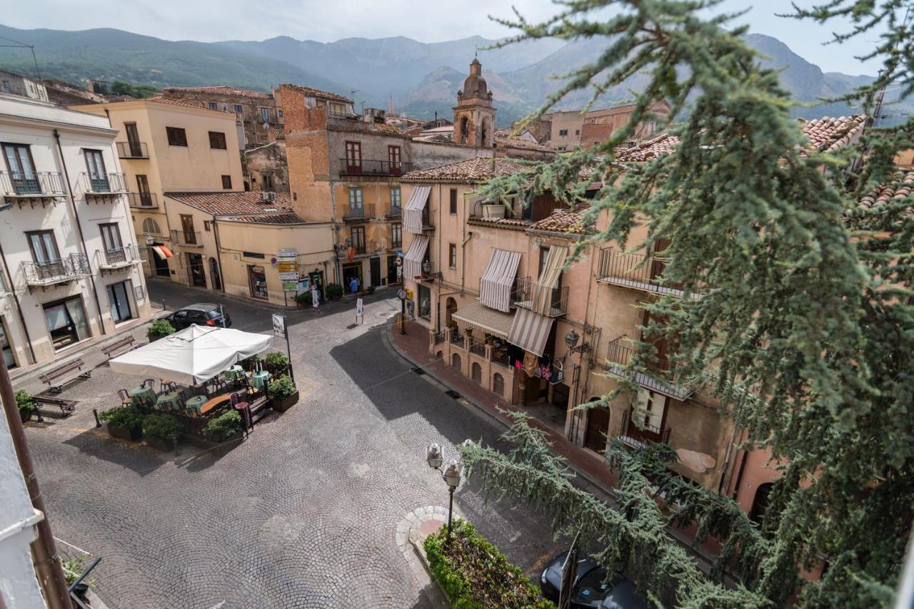 Casa Lucia Apartment Castelbuono  Luaran gambar